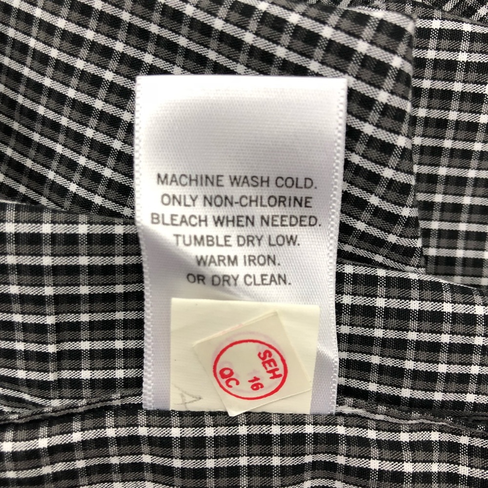 Plaid Banana Republic short sleeved button up - Picture 4 of 7